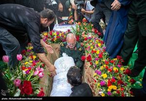 مراسم خاکسپاری شهید گمنام در سازمان پدافند غیرعامل