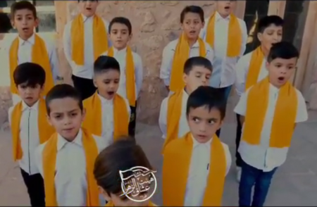 فیلم| سرود زیبای دهه نودی های قاینات برای عید غدیر