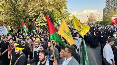 فیلم/ اجتماع تهرانی‌ها در اعتراض به جنایات رژیم صهیونیستی 