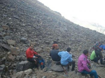 صعود جانباز قطع عضو به قله کرکس به مناسبت روز جانباز