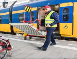 حمل و نقل عمومی برای معلولان در اروپا