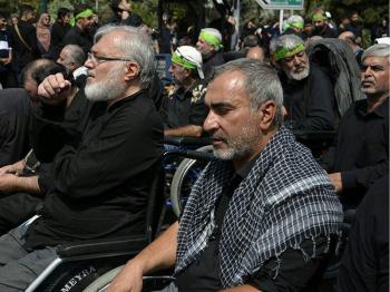 عاشورای حسینی با ایثارگران خمینی