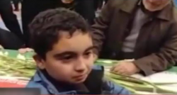 صحبت‌های سوزناک فرزند شهید حادثه تروریستی زاهدان با پیکر پدرش