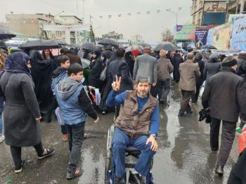 قهرمانانی که مردانه پای حرف رهبری ایستادند!/تصاویر