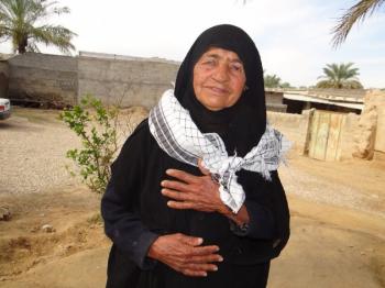 تکریم مادران شهدا در روستای برمک دشتستان