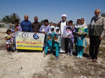 گزارشی از حضور گروه جهادی ایثارگران بوشهر در یک روستا