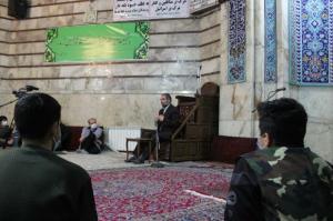 نشست بسیجیان پایگاه مسجد حجت با معاون آموزش ناجا