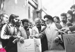 امام خمینی(ره)، موثرترین در سرنوشت ایران و ایرانی/تصاویر