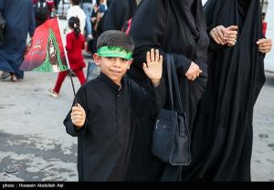 اهتزاز پرچم عزای امام حسین (ع) در شلمچه /تصاویر