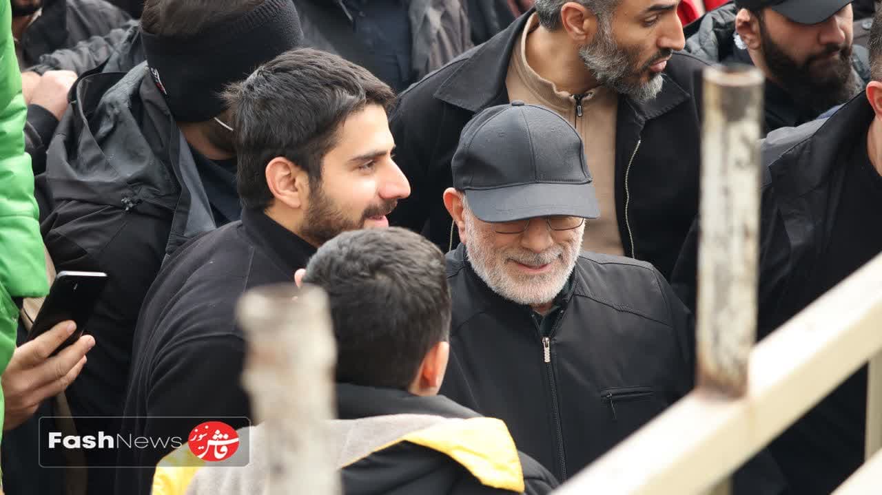 سردار قاآنی در راهپیمایی 22 بهمن