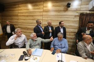 نشست هم‌اندیشی تشکل های ایثارگران با رئیس بنیاد شهید و امور ایثارگران برگزار شد