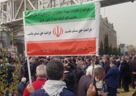 توطئه مطالبه غرامت جنگی و  وکیل‌مدافعان معلوم‌الحال