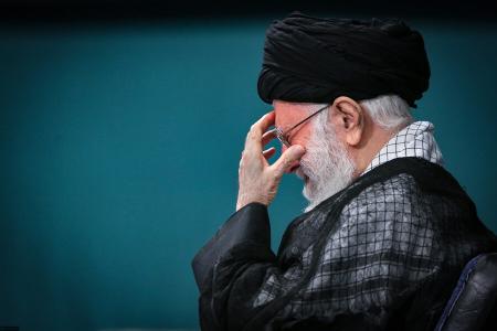"اشک‌های رهبرانقلاب با این نوحه ماندگار"/فیلم