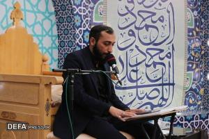 قرائت دعای عرفه در باغ رضوان اصفهان در جوارشهدای گمنام/تصاویر