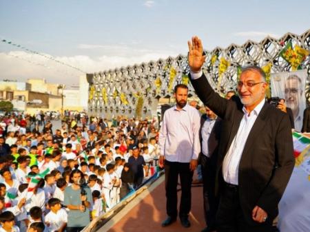 دکتر زاکانی به نفع جلیلی و قالیباف از نامزدی انتخابات کنار رفت