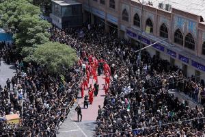 مراسم خیمه سوزان عاشورا در چهارراه گلوبندک/تصاویر