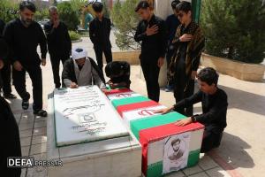 تصاویر/ تشییع و تدفین پیکر دانشجوی جهادگر«محمدحسین دریس» در قم