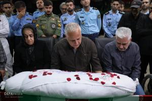وداع با پیکر شهید سامی‌مقام در معراج شهدا/تصاویر