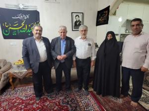 دیدار خادمان شهدای غریب با خانواده شهید ستاری