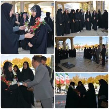 تقدیم مدال طلا به جبهه مقاومت در بروجن