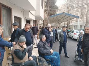 مراسم تشییع جانباز شهید تاجدولتی از آسایشگاه امام خمینی آغاز شد....