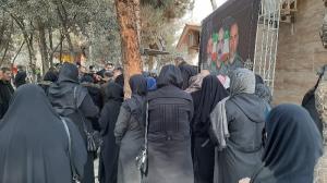 مراسم بدرقه و تدفین دایی بهمن نخاعی‌ها برگزار شد