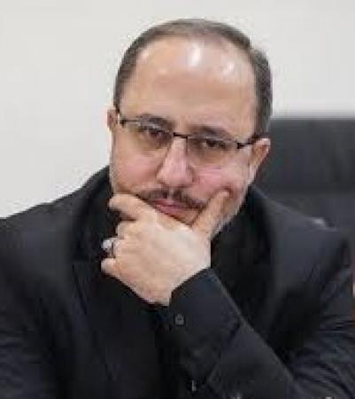 گزینه‌های زیر میز را چرا روی میز گذاشته‌اند؟!