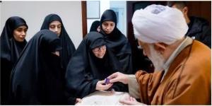 نماینده رهبر انقلاب با خانواده فرماندهان شهید لبنان دیدار کرد