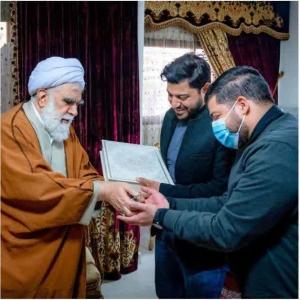 نماینده رهبر انقلاب با خانواده فرماندهان شهید لبنان دیدار کرد