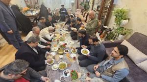نشان “خادم جمهور” به دستان مادر شهید استنکافی مزین گردید
