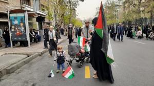 پای قدس ایستادن زیر بوسه‌های باران!/تصاویر