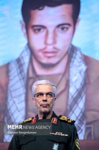 برادر شهید باقری، به فراق پایان داد/کلیپ