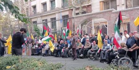 تجمع خانواده بزرگ ایثارگران مقابل دفتر سازمان ملل 