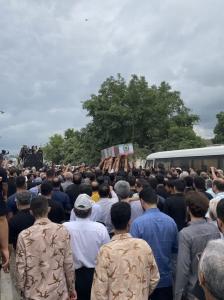 وداع  مردم ولایی با پیکر مطهر سرباز شهید فرزین میرزا گل پور طلوتی در بابل+تصاویر 