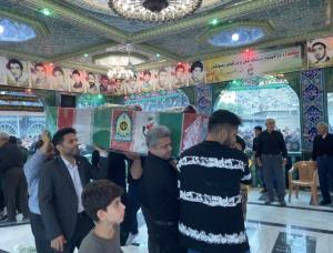 وداع  مردم ولایی با پیکر مطهر سرباز شهید فرزین میرزا گل پور طلوتی در بابل+تصاویر 