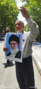 تجمع اعتراضی جمعی از خانواده شهدا و ایثارگران برگزار شد