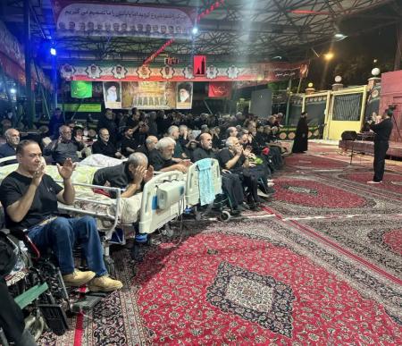 مراسم سوگواری شهدای کربلا در آسایشگاه جانبازان اصفهان/عکس