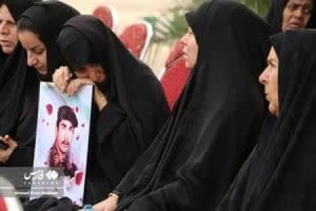  آیین وداع با جانباز ۷۰ درصد استان فارس برگزار شد