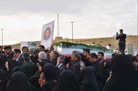 تشییع پیکر مطهر شهید والامقام«سید اسداله طاهری» در خرم‌آباد+تصاویر 