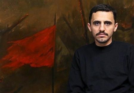 روح‌الامین تابلوی خود را به فرمانده هوافضای سپاه داد