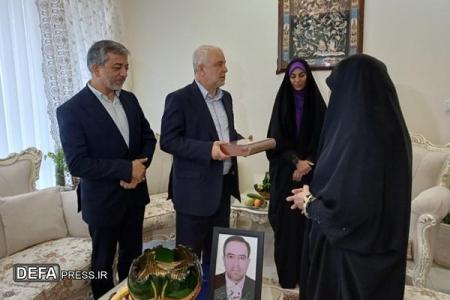  تدوین دانش‌نامه شهدای دفاع مقدس ۱۲ روزه در حال انجام است