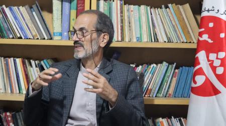 آیا ارزش ۳۰۰ هزار شهید را داشت؟!