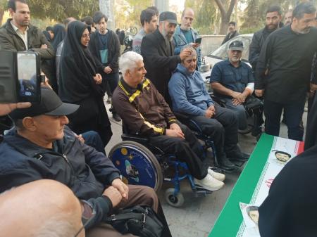 گزارشی تصویری از مراسم تشییع جانباز نخاعی شهید «دکتر رضیعی»