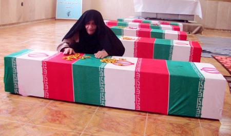 مادران و همسران شهدا، اسطوره‌‌های ایثار