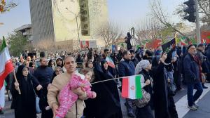 گزارش مصور از حماسه بصیرت‌مندانه ۲۲ دی و حضور دشمن‌شکن تهرانی‌ها/تصاویر