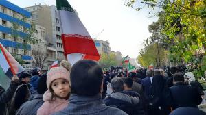 گزارش مصور از حماسه بصیرت‌مندانه ۲۲ دی و حضور دشمن‌شکن تهرانی‌ها/تصاویر