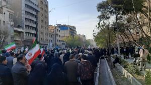 گزارش مصور از حماسه بصیرت‌مندانه ۲۲ دی و حضور دشمن‌شکن تهرانی‌ها/تصاویر