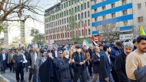 گزارش مصور از حماسه بصیرت‌مندانه ۲۲ دی و حضور دشمن‌شکن تهرانی‌ها/تصاویر