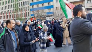 گزارش مصور از حماسه بصیرت‌مندانه ۲۲ دی و حضور دشمن‌شکن تهرانی‌ها/تصاویر