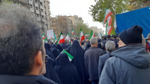 گزارش مصور از حماسه بصیرت‌مندانه ۲۲ دی و حضور دشمن‌شکن تهرانی‌ها/تصاویر